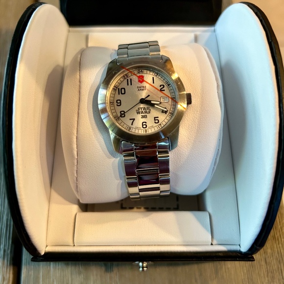 Star wars 30 year anniversary swiss army watch - Picture 1 of 9
